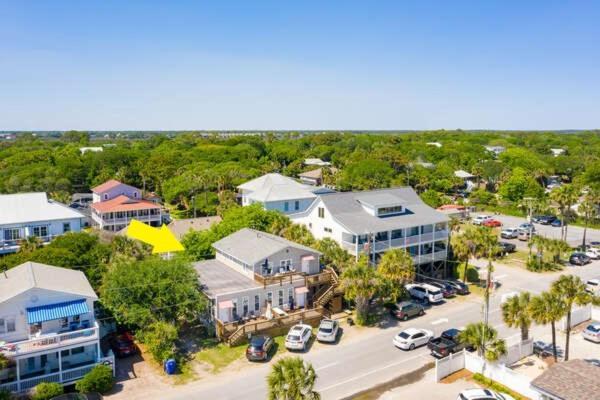 Salty Shack Unit C - Salty Shack - Dog Friendly Home - Across From The Beach - Central Location! Folly Beach Exterior foto